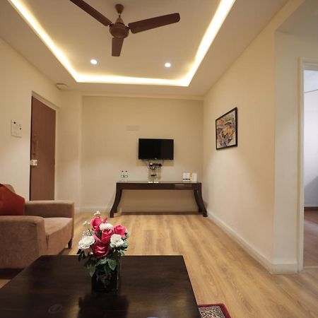 The Byke Studio Pure Veg Apartment, Thane Bagian luar foto