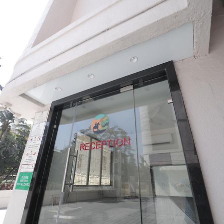 The Byke Studio Pure Veg Apartment, Thane Bagian luar foto