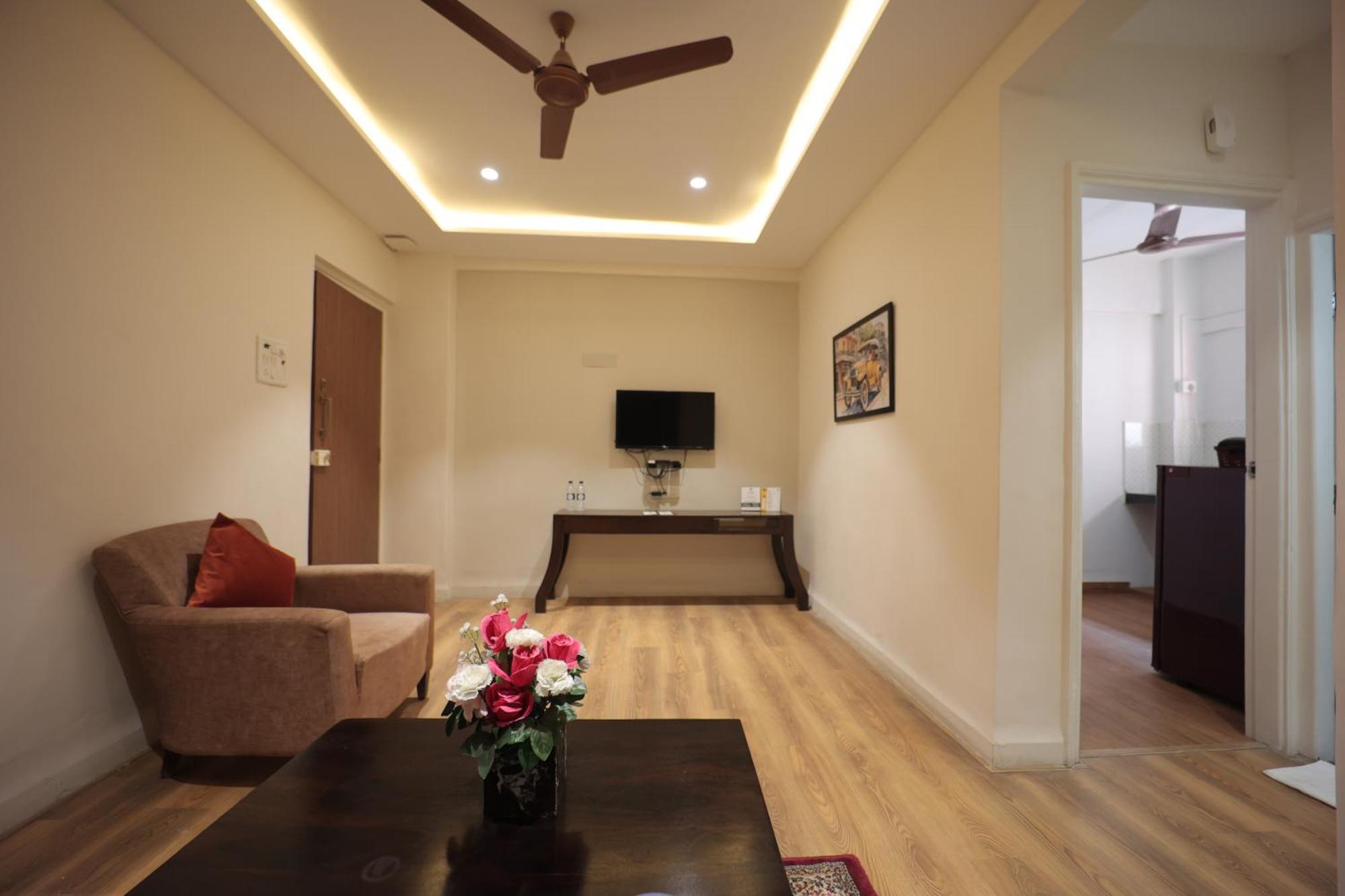The Byke Studio Pure Veg Apartment, Thane Bagian luar foto
