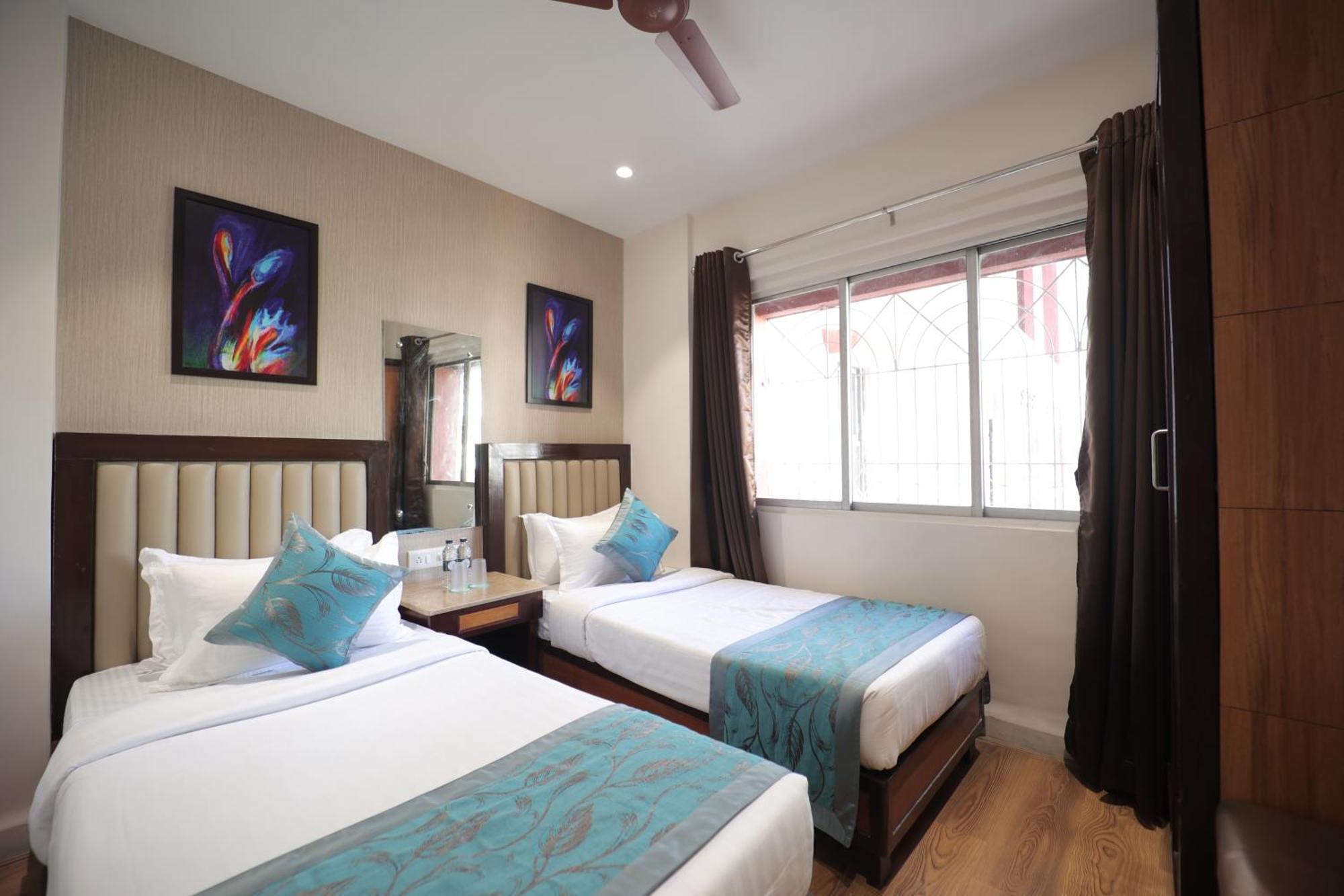 The Byke Studio Pure Veg Apartment, Thane Bagian luar foto