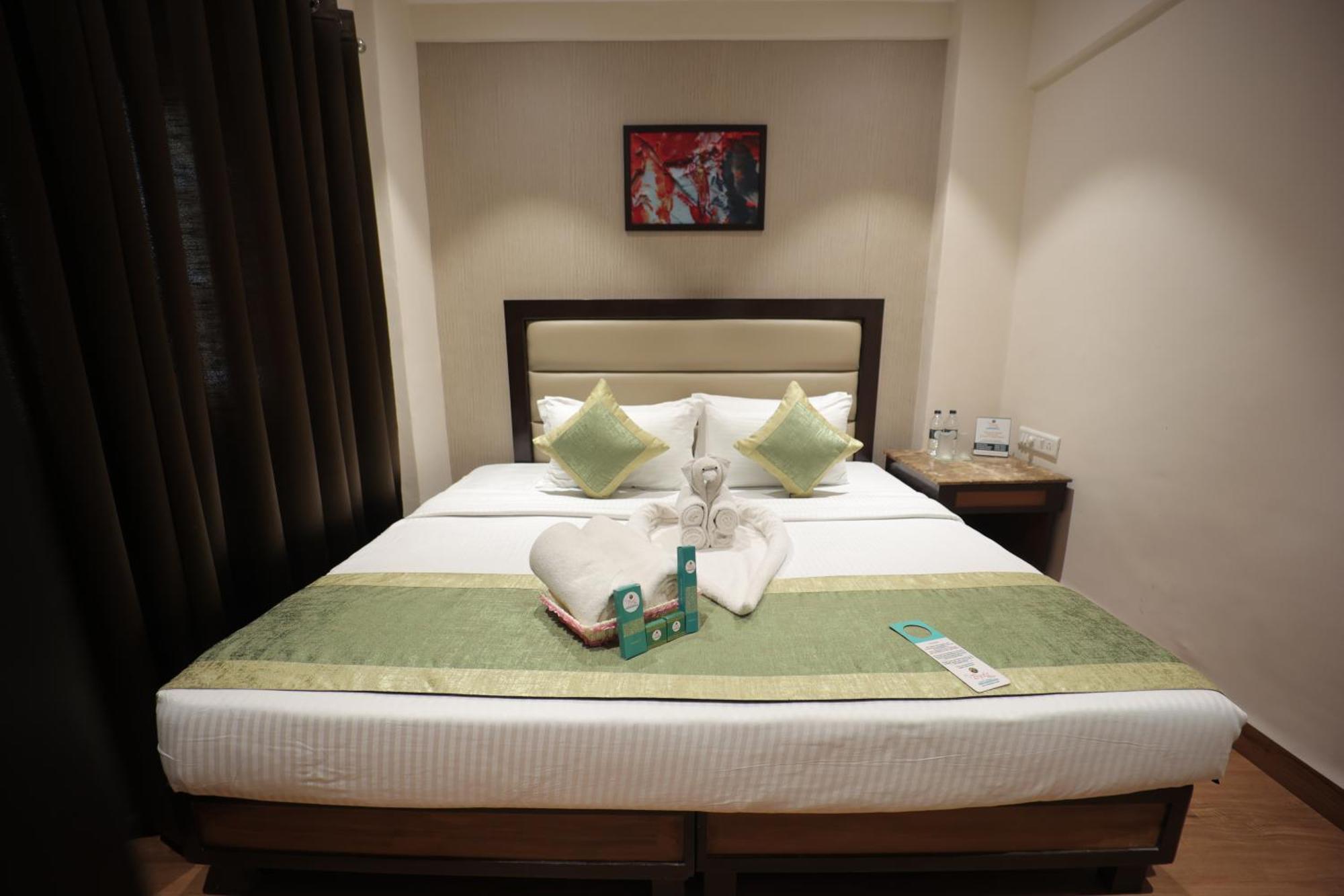 The Byke Studio Pure Veg Apartment, Thane Bagian luar foto