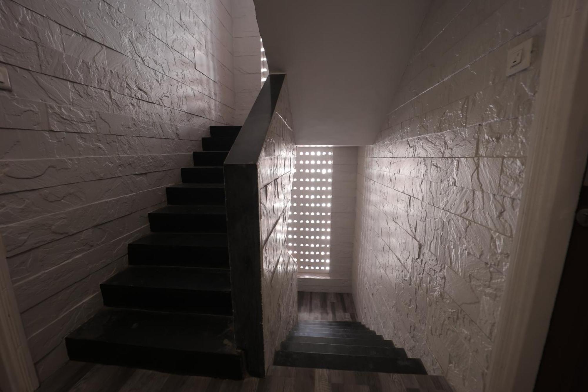 The Byke Studio Pure Veg Apartment, Thane Bagian luar foto