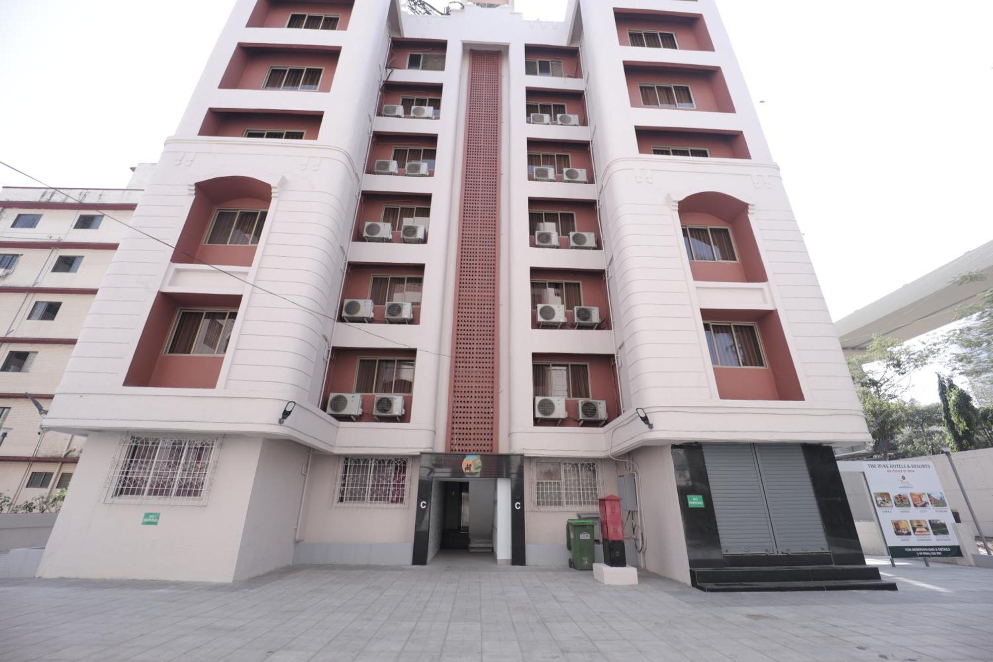 The Byke Studio Pure Veg Apartment, Thane Bagian luar foto